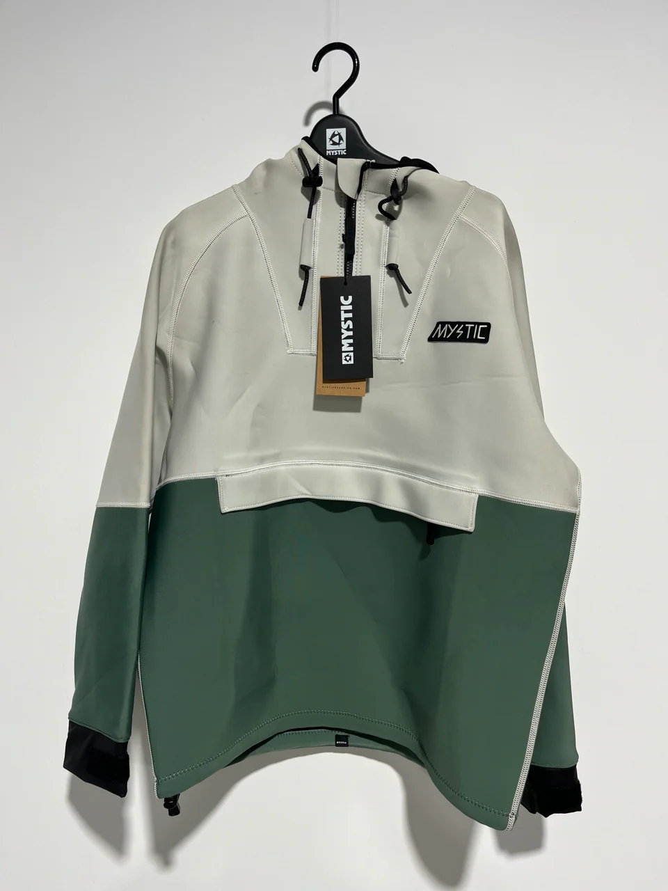 Mystic - Fury Neoprene Hoodie 3/2mm - Ex Display - 2025 - Image 2