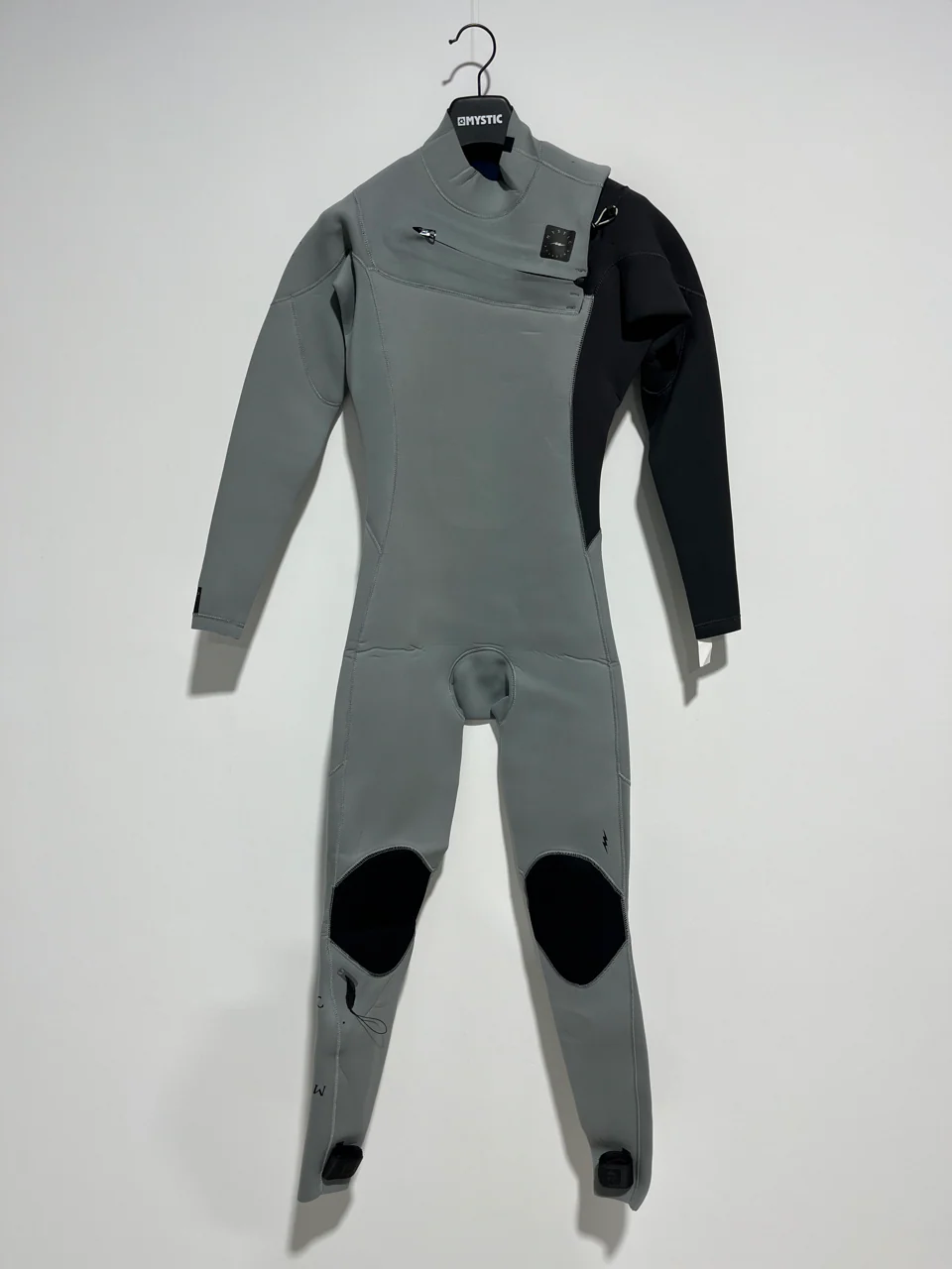 Mystic - Marshall Fullsuit 3/2mm Fzip - Ex Display - 2023 - Image 2