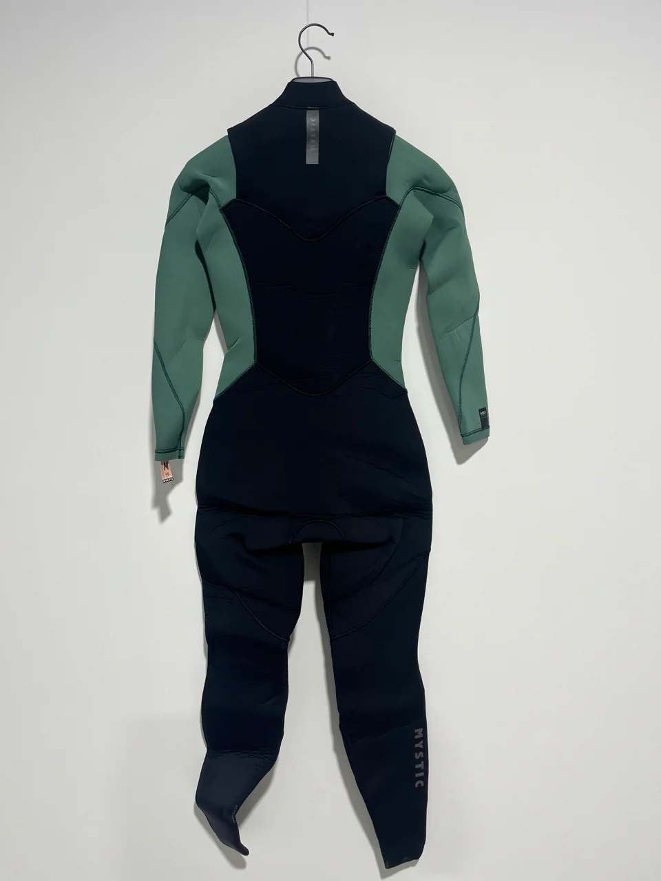 Mystic - Star Fullsuit 5/3mm DFzip Women - Ex Display - 2025 - Image 3