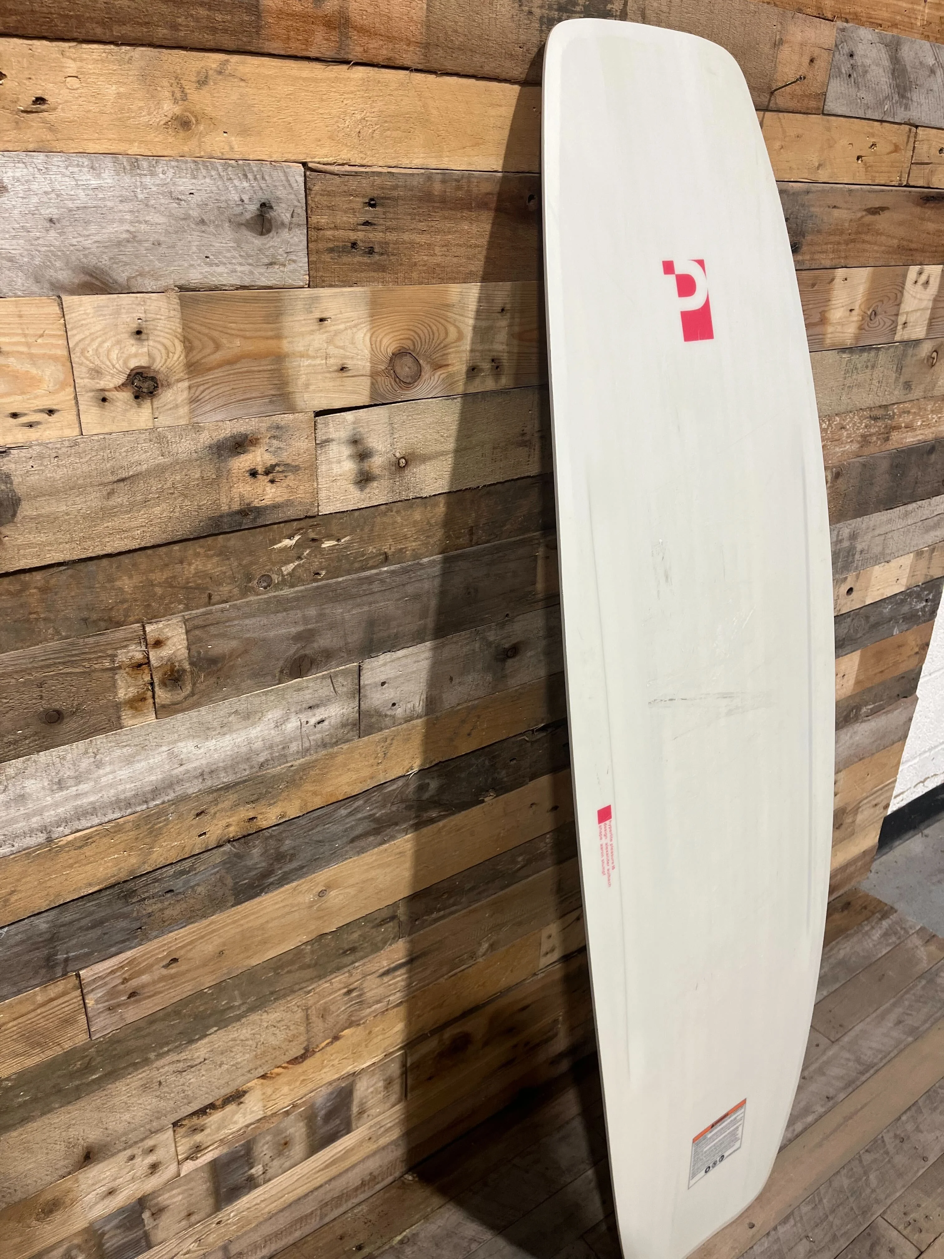 Pleasure Wakeboard 148- 2024 Ex Demo - Image 7