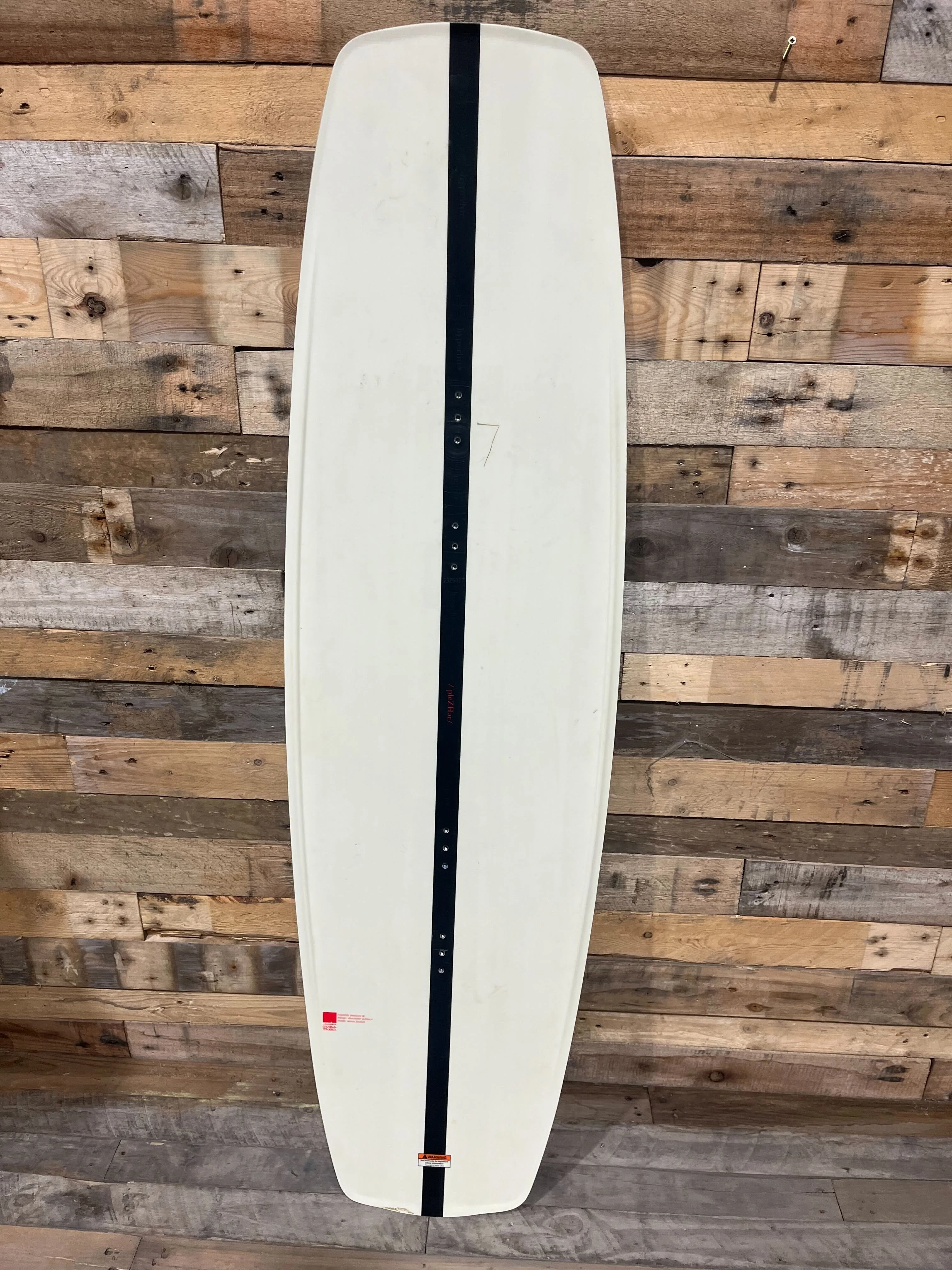 Pleasure Wakeboard 148- 2024 Ex Demo - Image 8