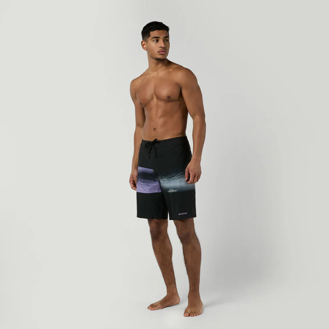 Region Boardshort - Black - 2025