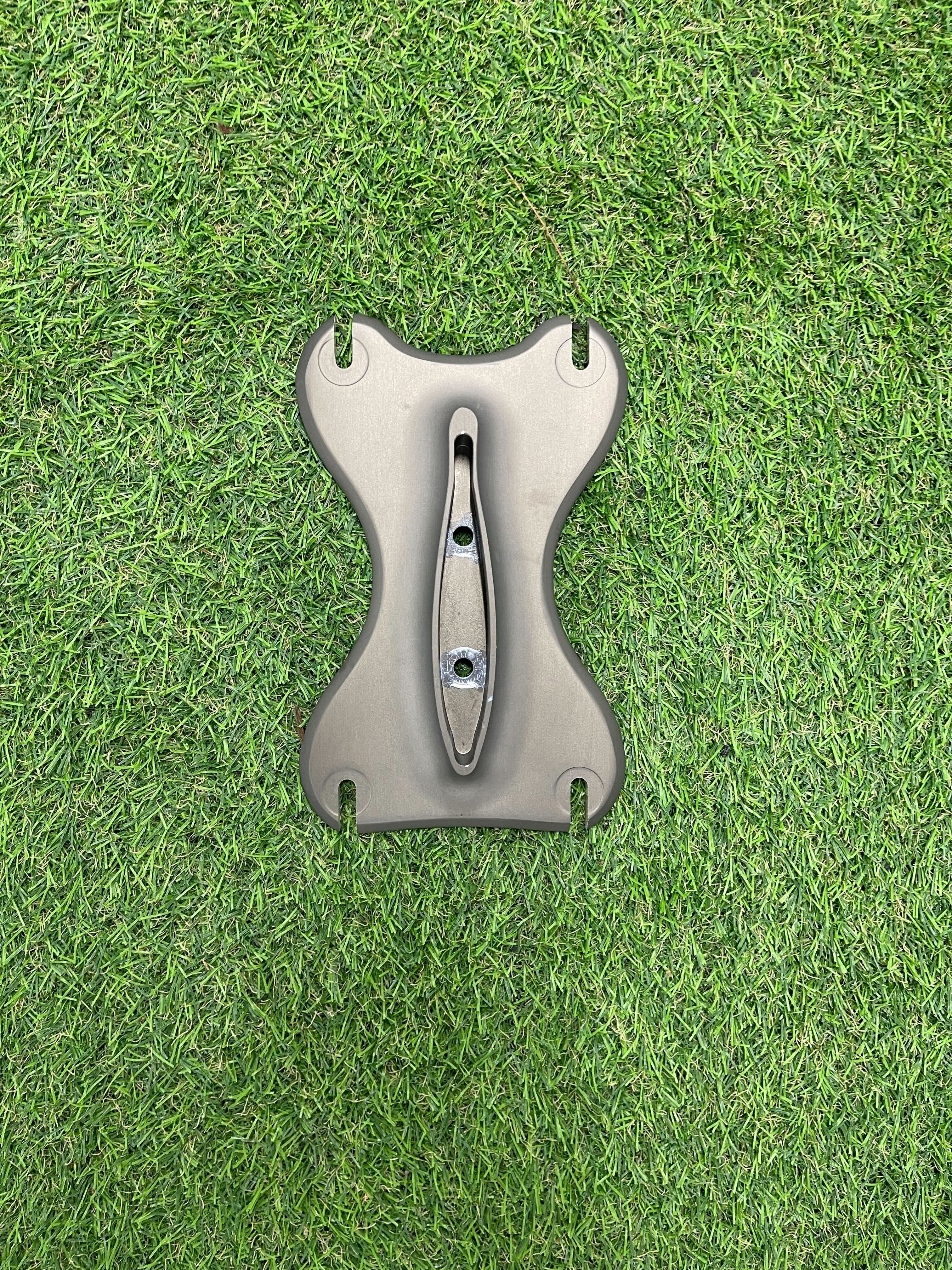 Fluid 71cm w/1300 Balance Front Wing Foil - Ex Display - Image 11