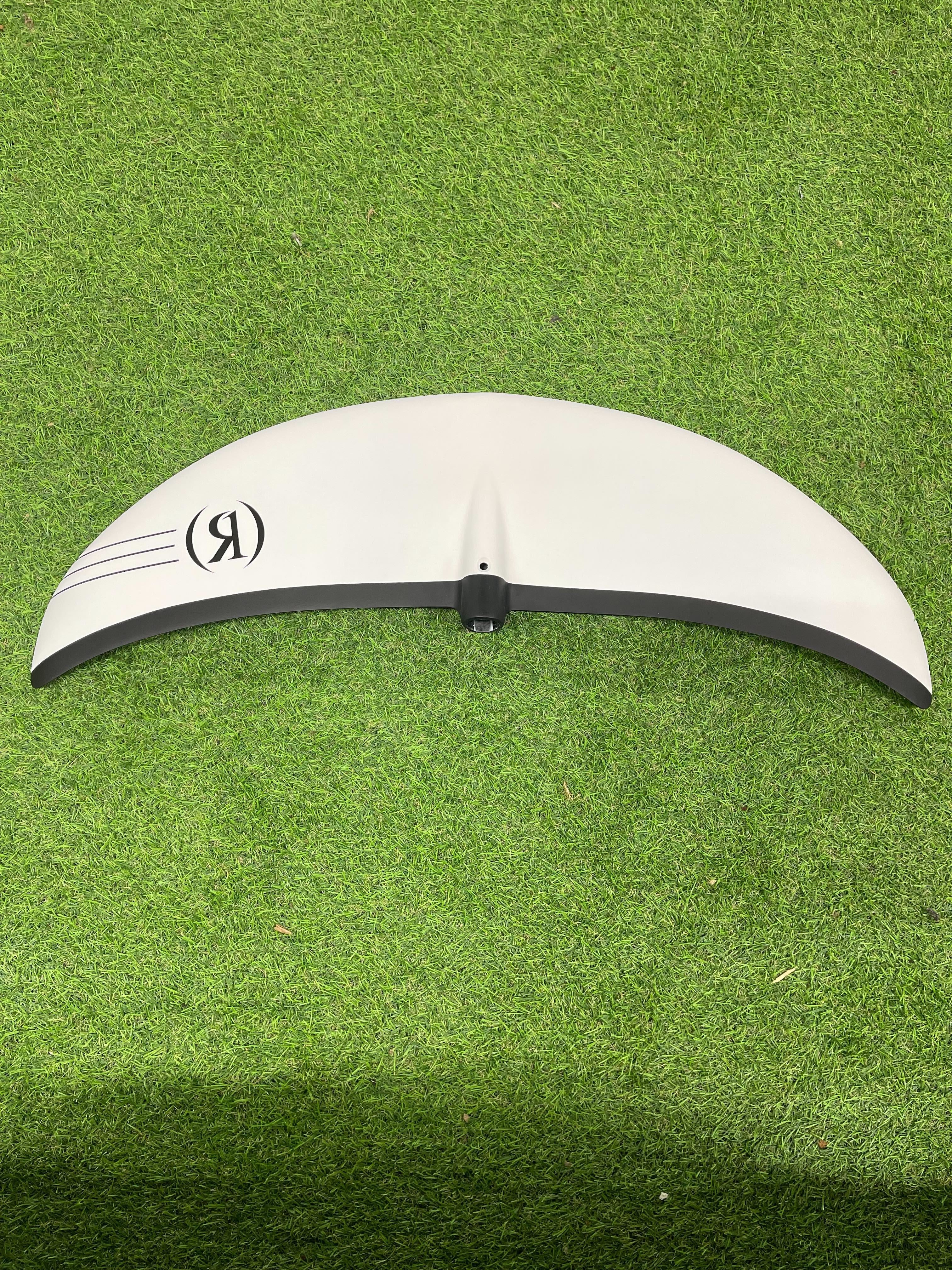 Fluid 71cm w/1300 Balance Front Wing Foil - Ex Display - Image 3